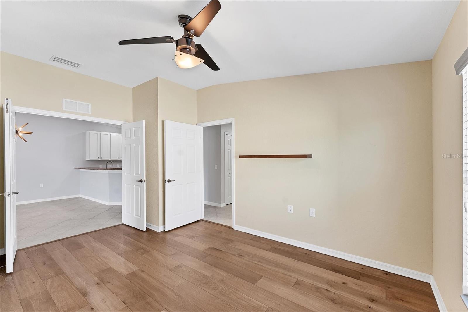 RIVER STRAND VERANDA III - Residential