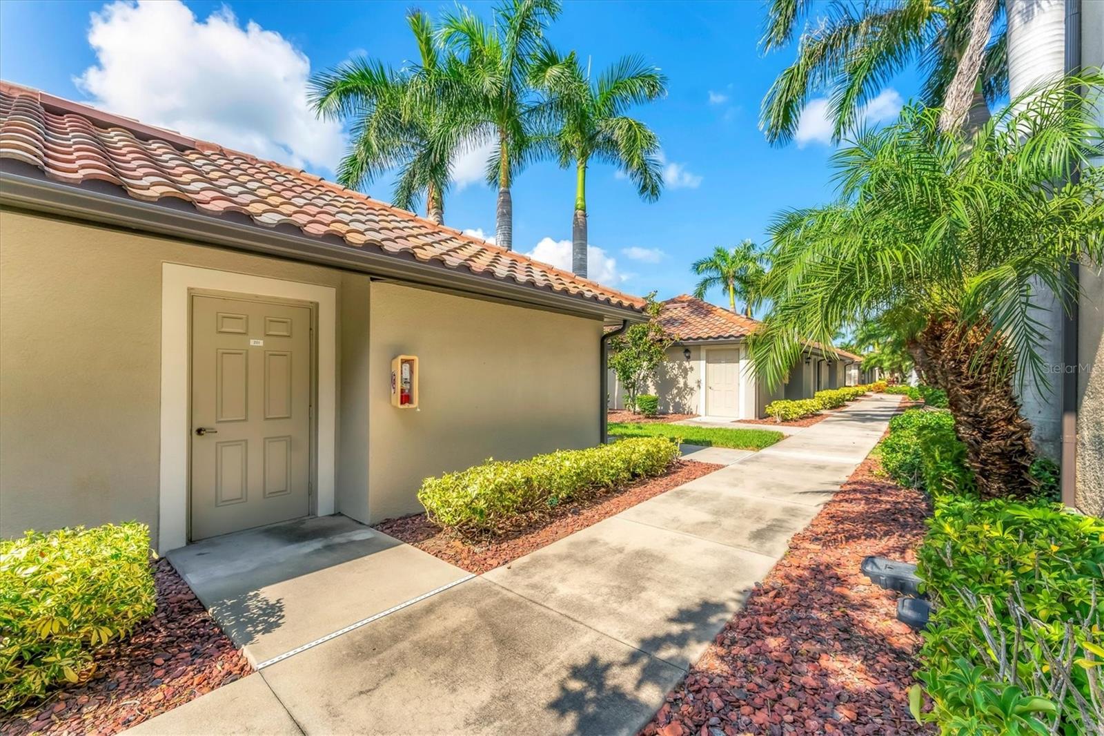 RIVER STRAND VERANDA III - Residential