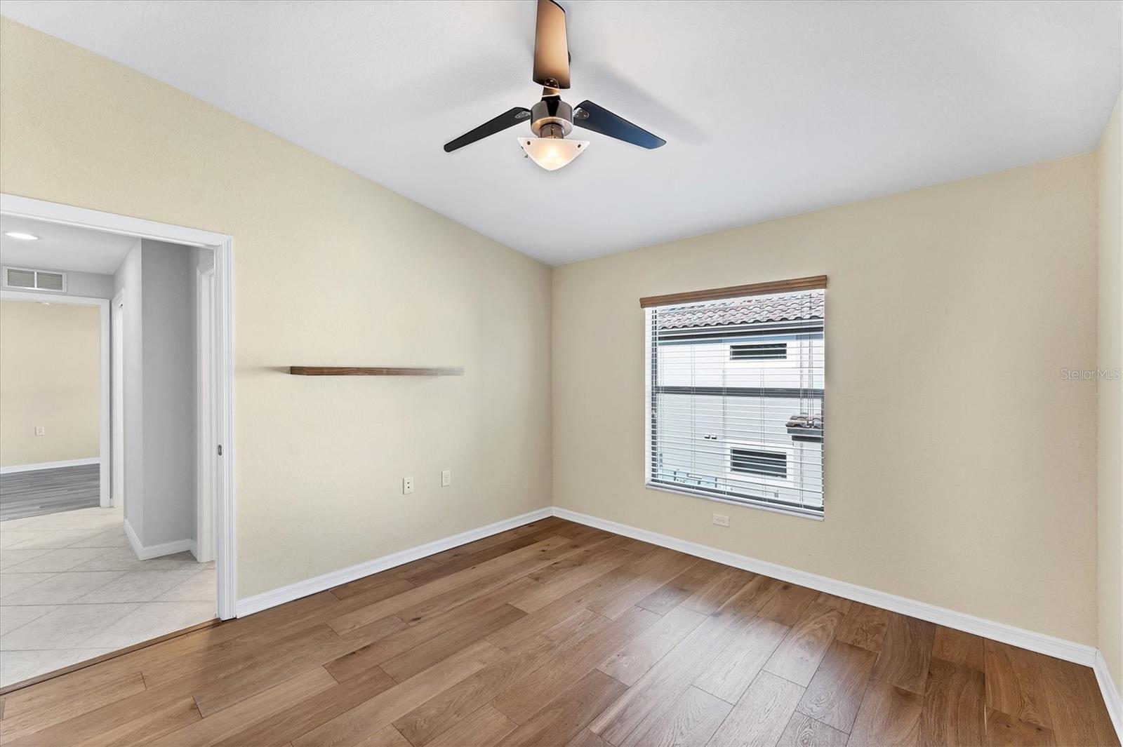 RIVER STRAND VERANDA III - Residential