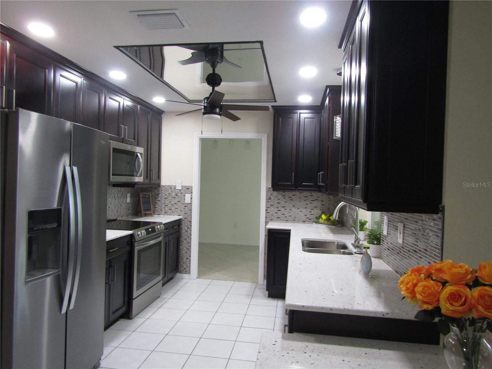 THE MEADOWS - Residential Lease