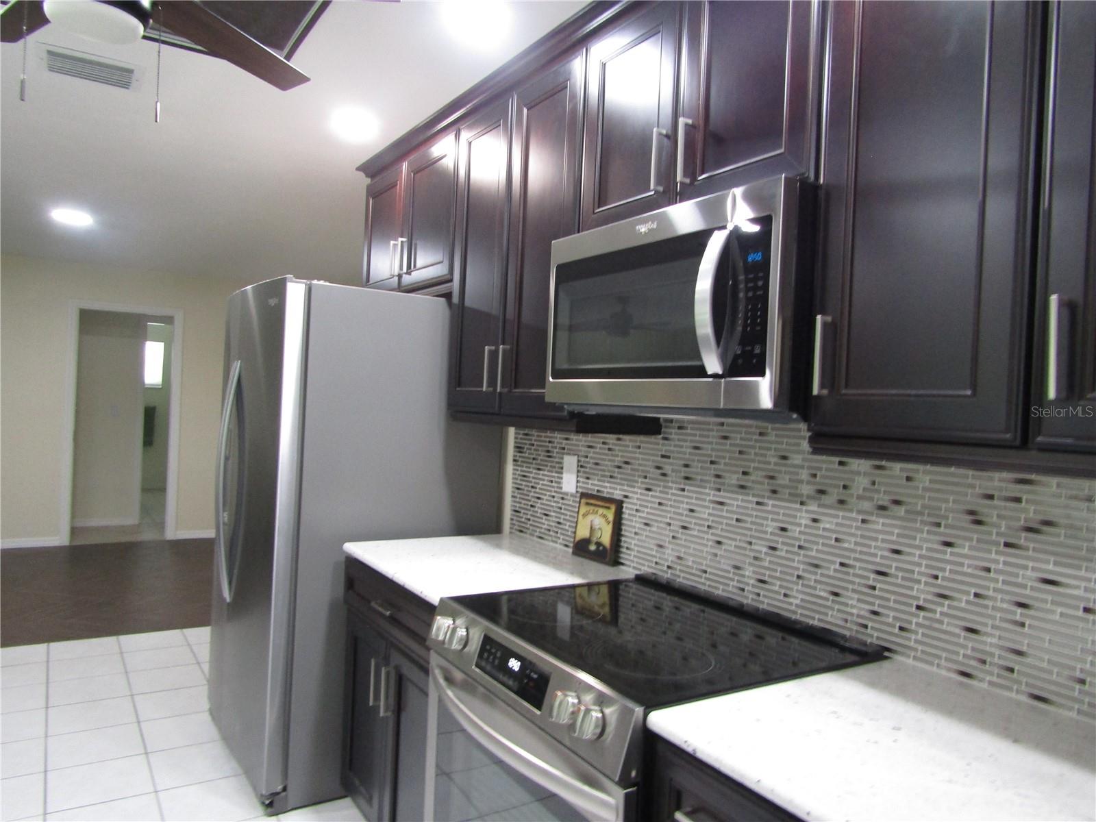 THE MEADOWS - Residential Lease