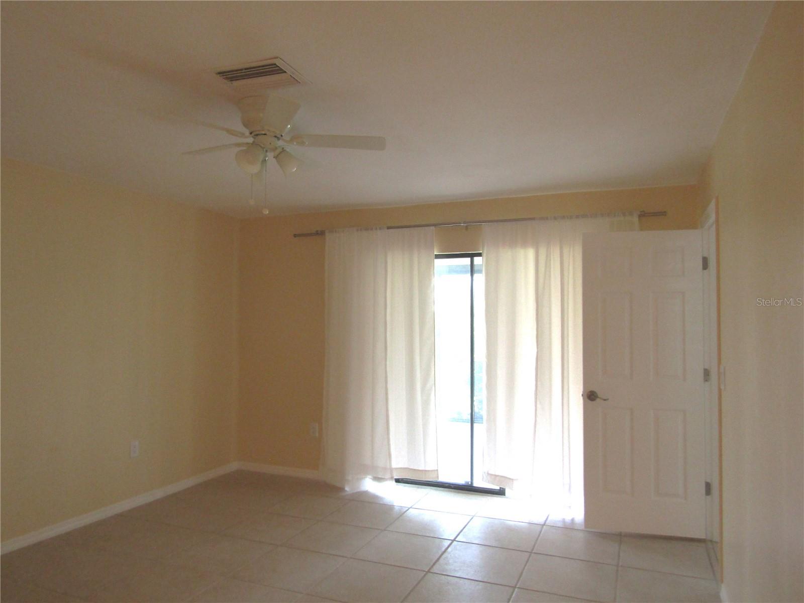 THE MEADOWS - Residential Lease