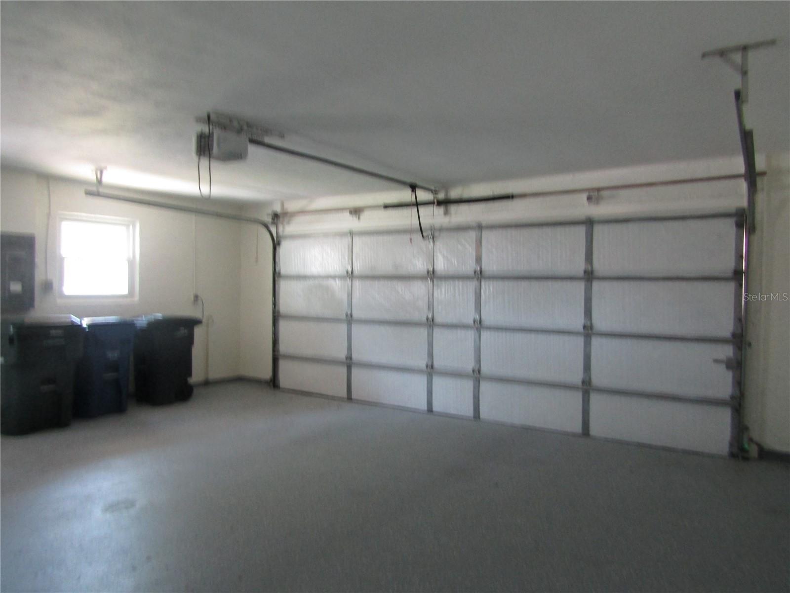 THE MEADOWS - Residential Lease