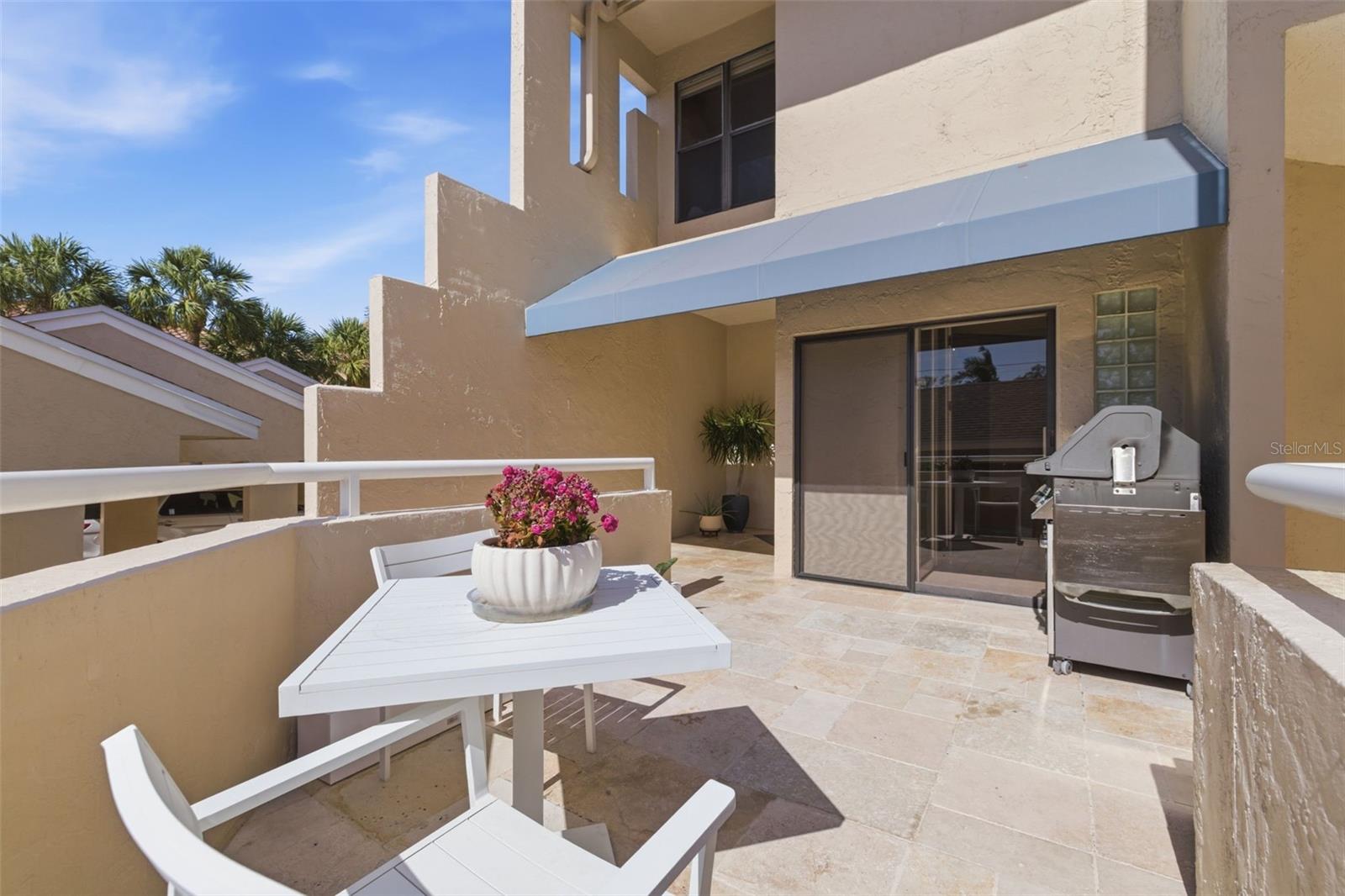 MARK CONDO THE - Residential