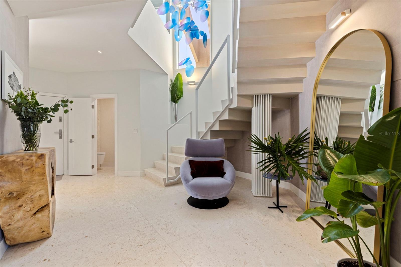 MARK CONDO THE - Residential