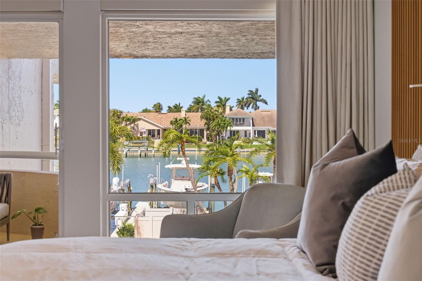 MARK CONDO THE - Residential