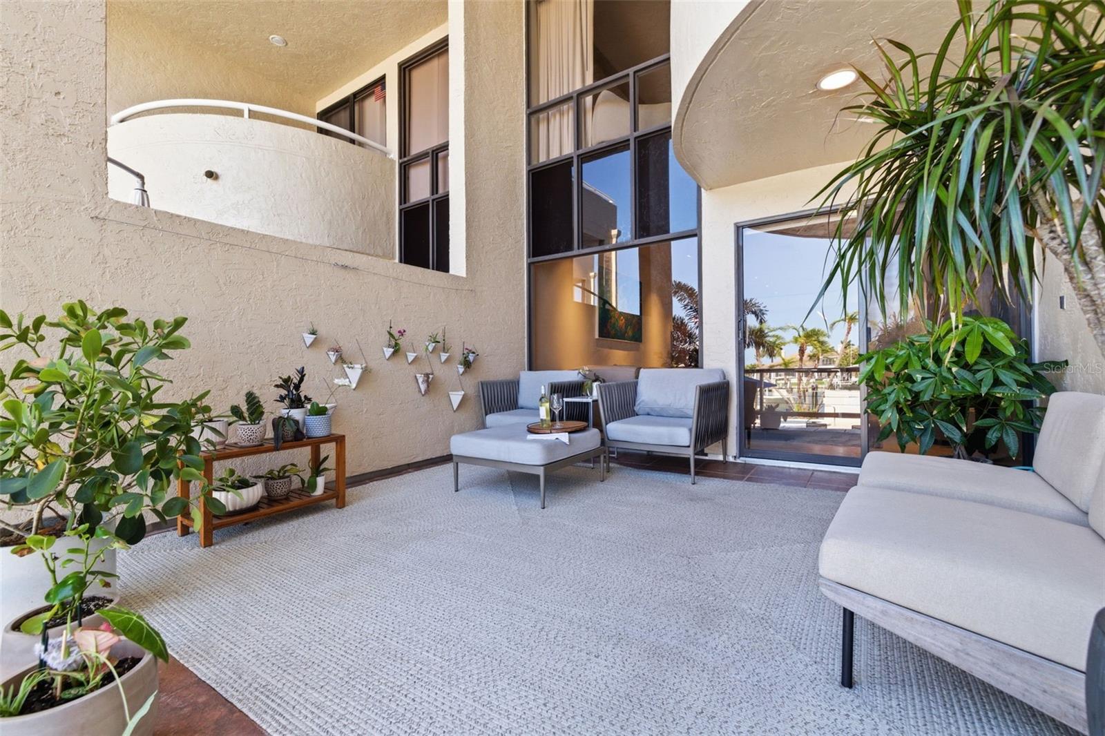 MARK CONDO THE - Residential