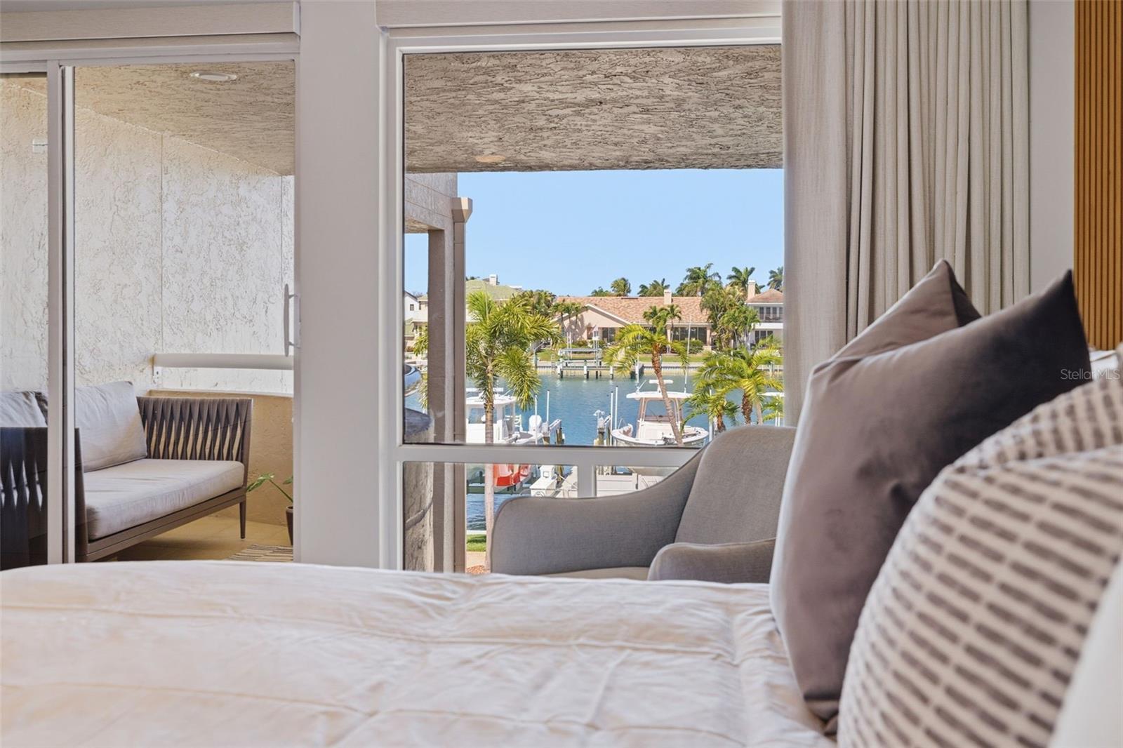 MARK CONDO THE - Residential