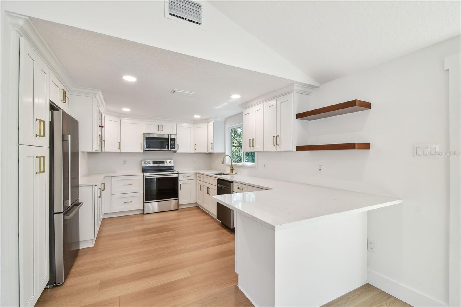 HOLIDAY CLUB - Residential