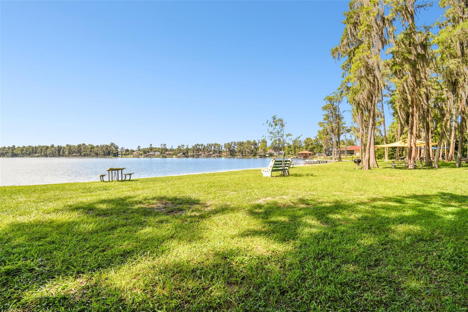 HOLIDAY CLUB - Residential