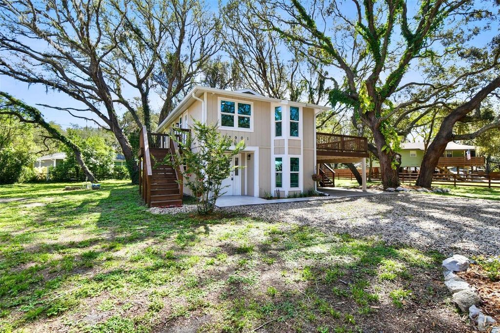 Photo of 13901 Vacation Lane, Odessa, FL 33556 (MLS # W7880041)