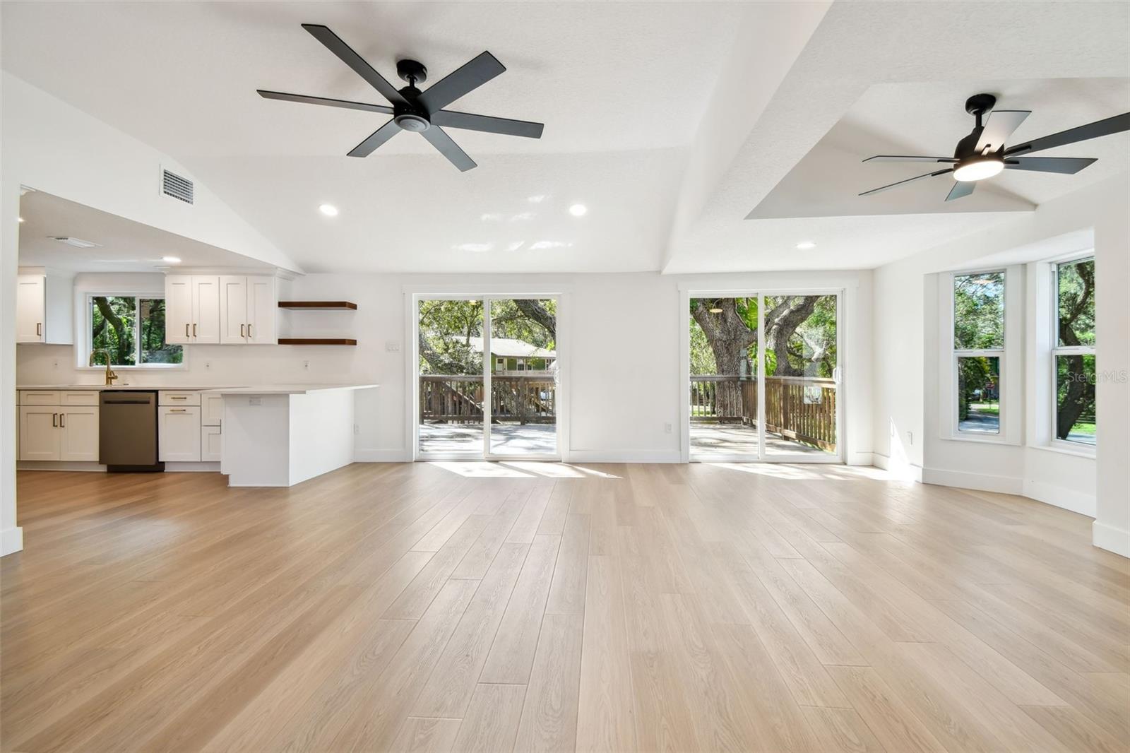 HOLIDAY CLUB - Residential