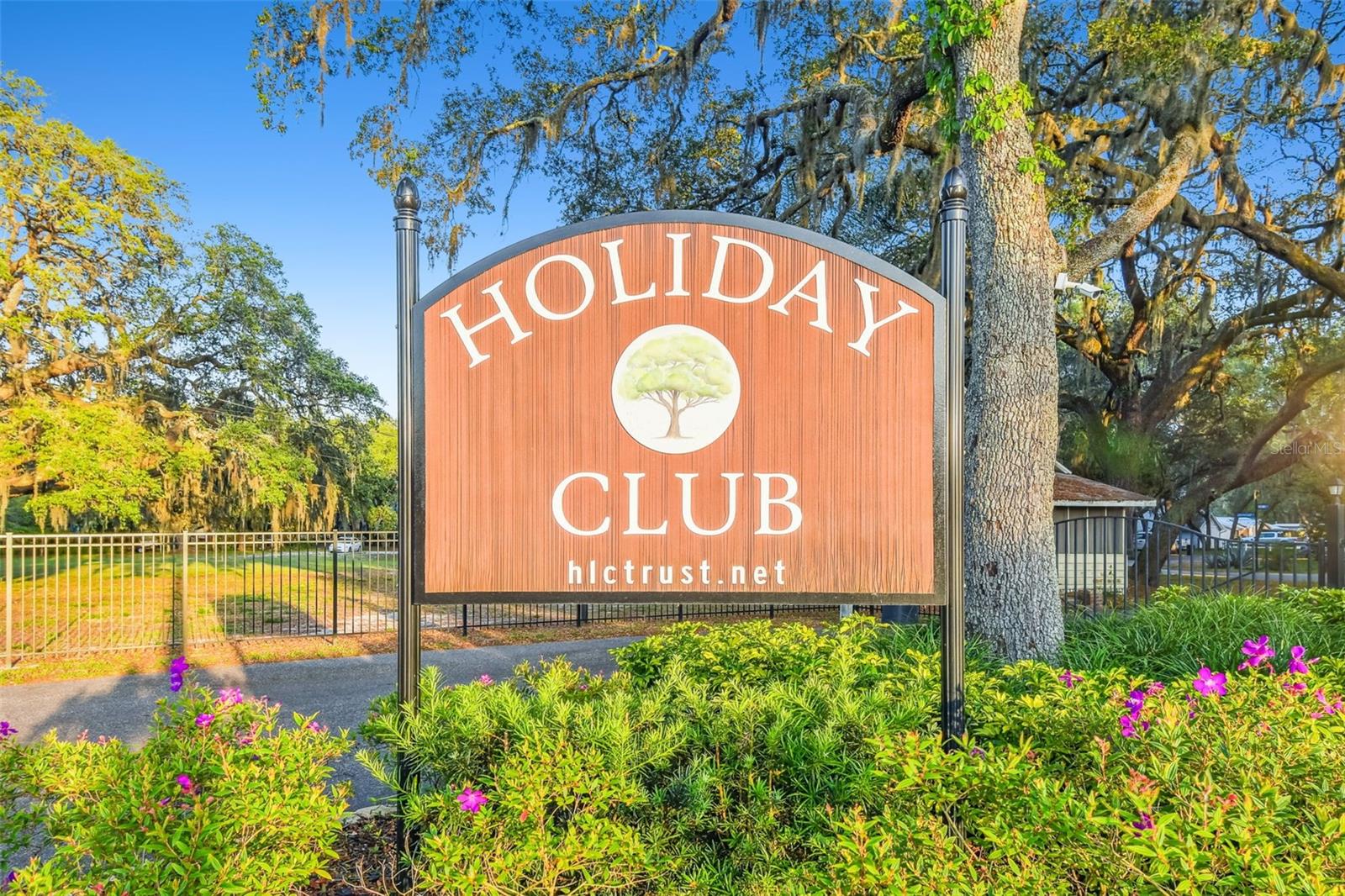 HOLIDAY CLUB - Residential