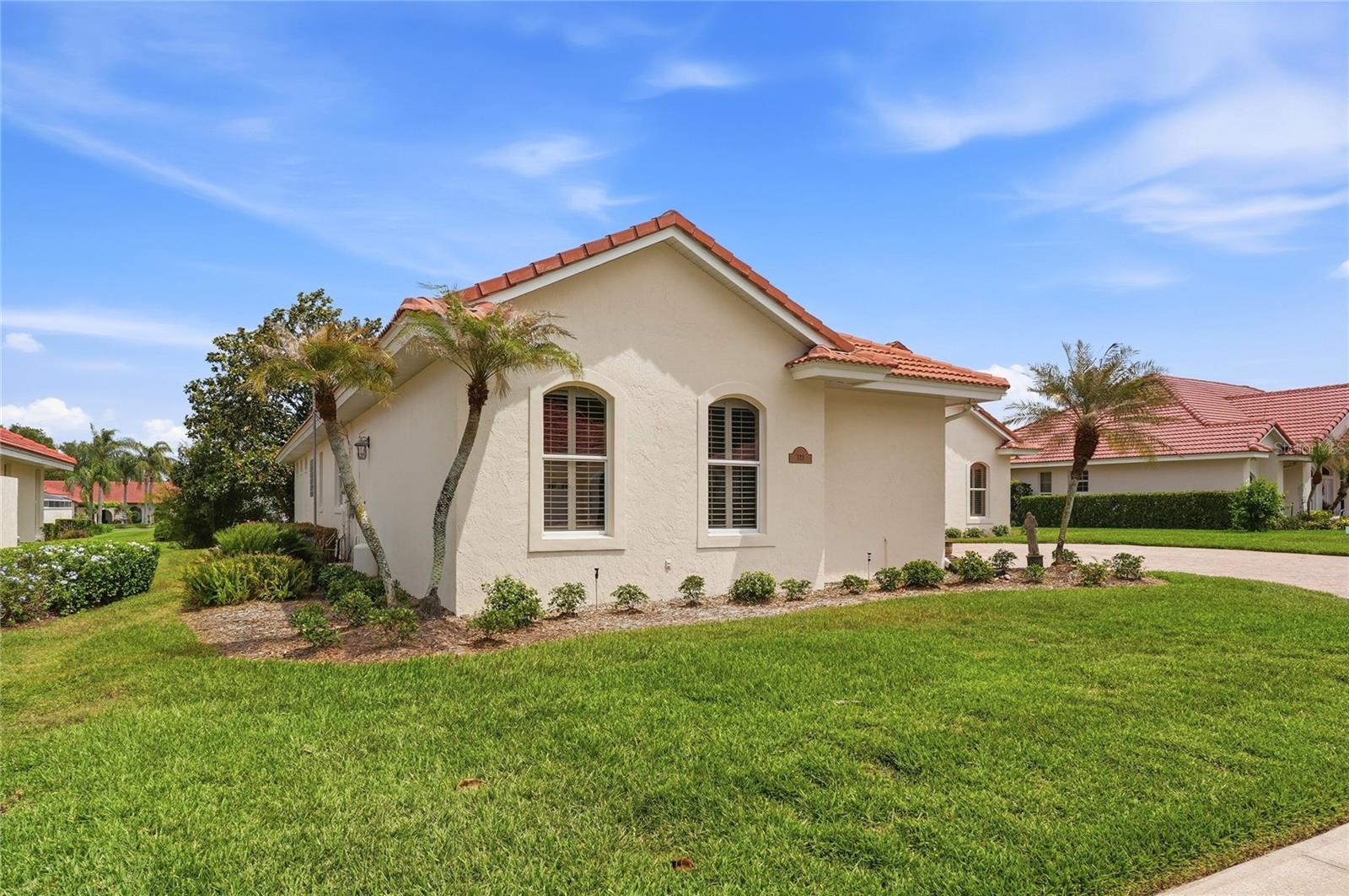 COUNTRY CLUB VILLAGE PH 02 - Residential