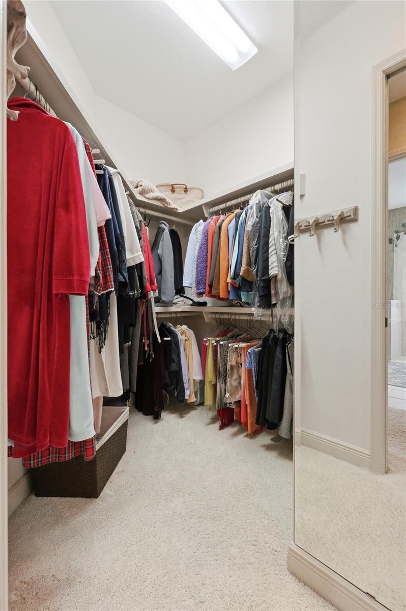 COUNTRY CLUB VILLAGE PH 02 - Residential