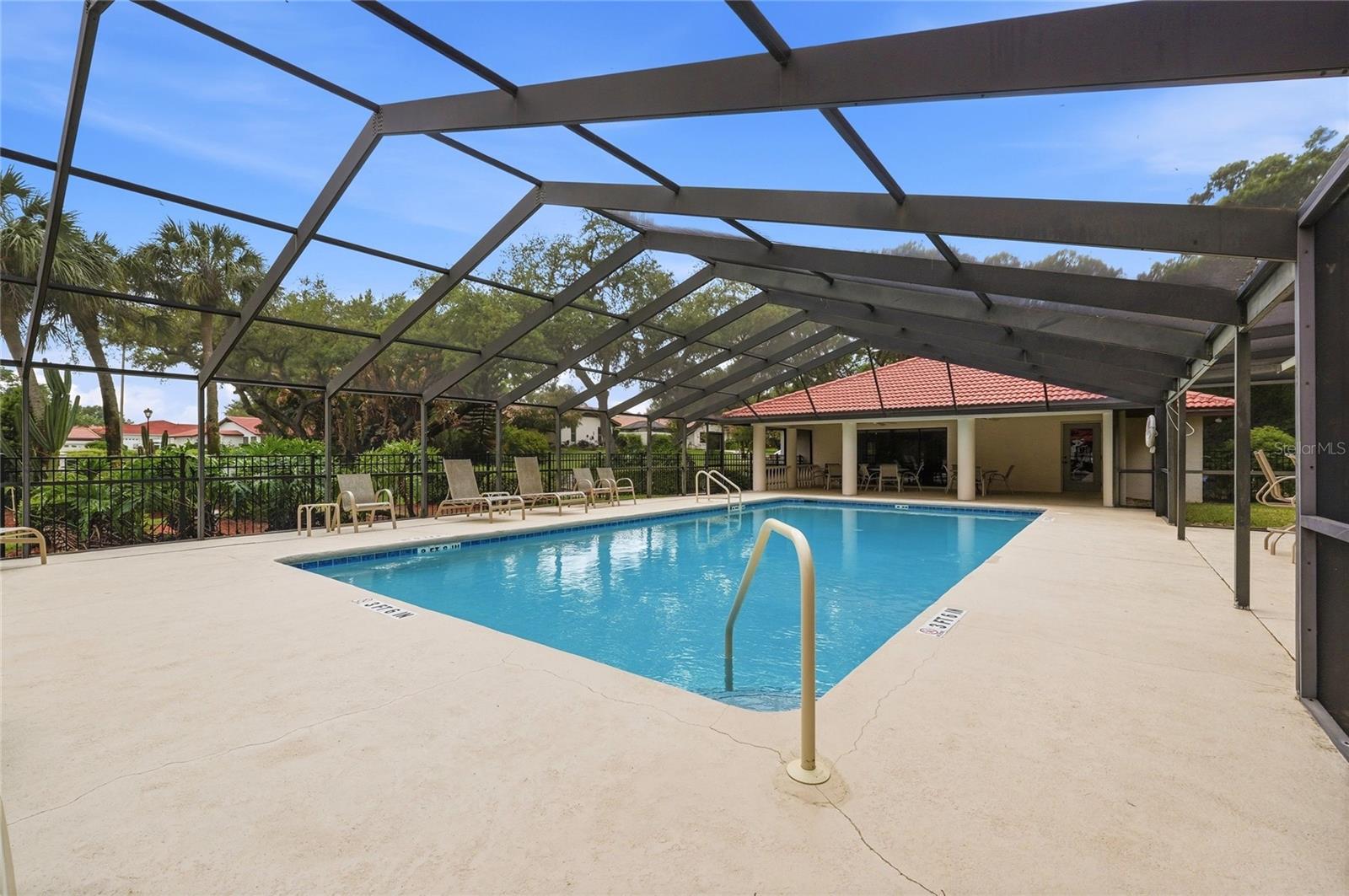 COUNTRY CLUB VILLAGE PH 02 - Residential