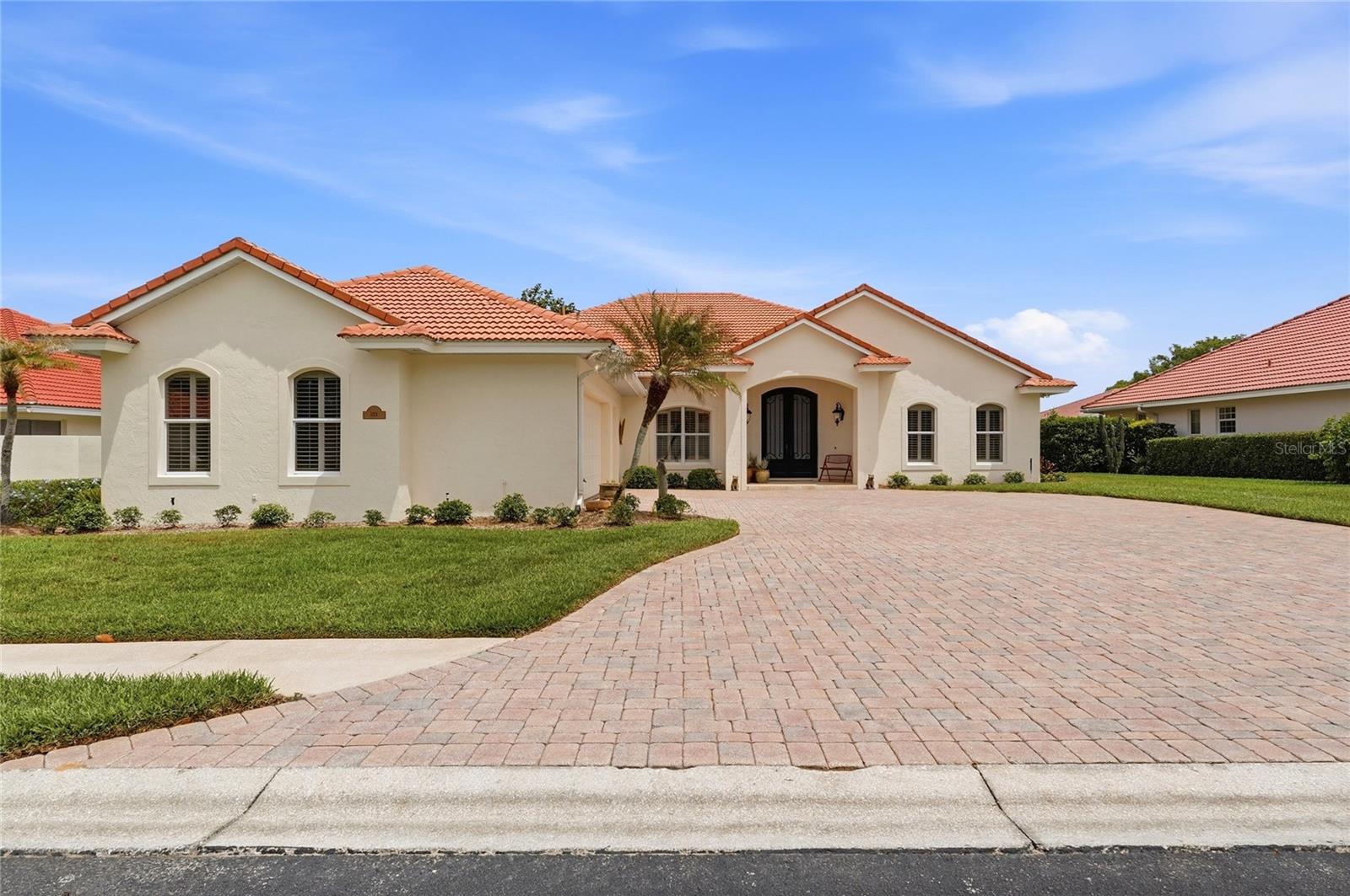 COUNTRY CLUB VILLAGE PH 02 - Residential