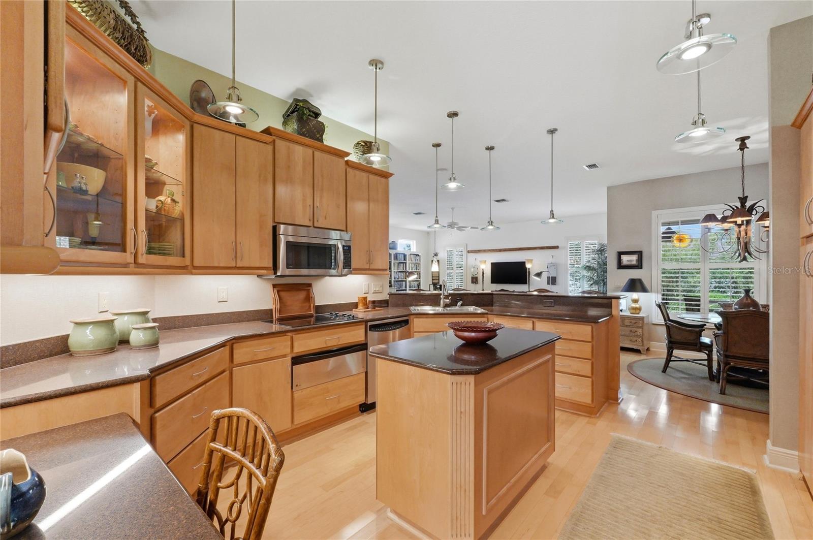 COUNTRY CLUB VILLAGE PH 02 - Residential