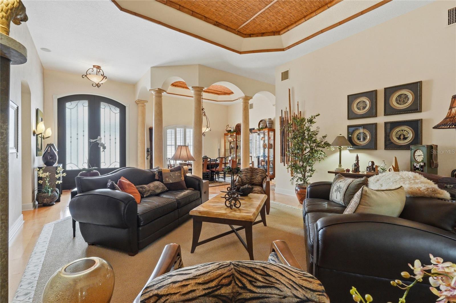 COUNTRY CLUB VILLAGE PH 02 - Residential