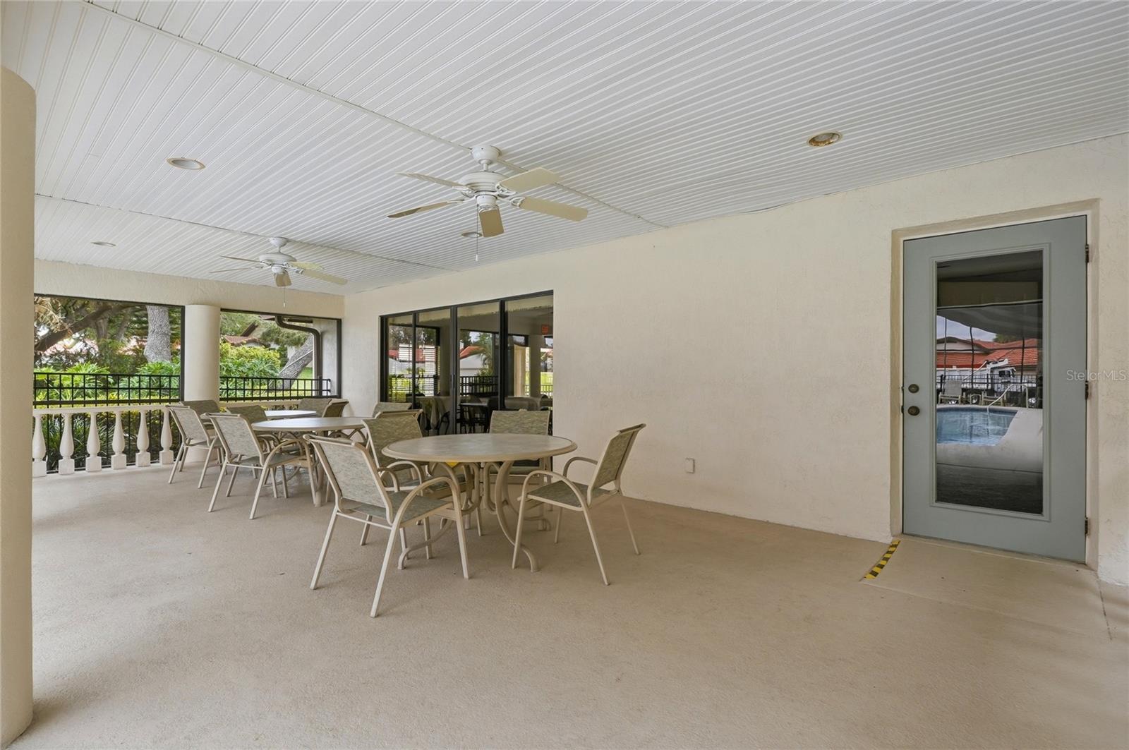 COUNTRY CLUB VILLAGE PH 02 - Residential