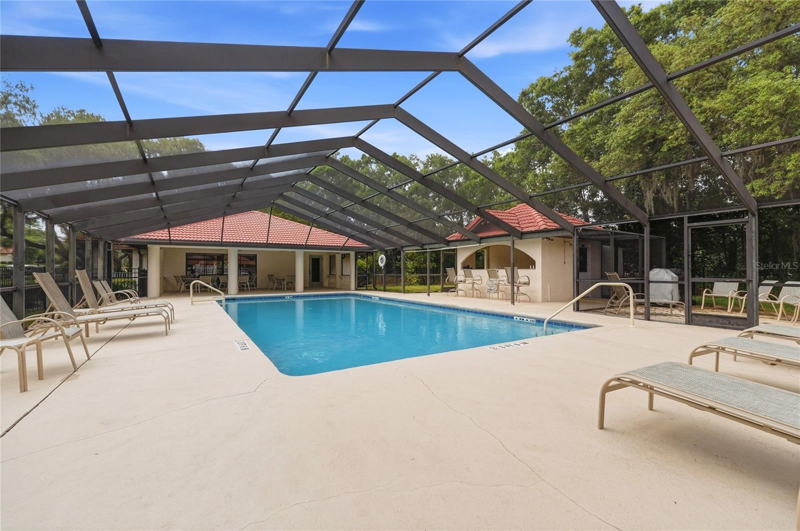 COUNTRY CLUB VILLAGE PH 02 - Residential