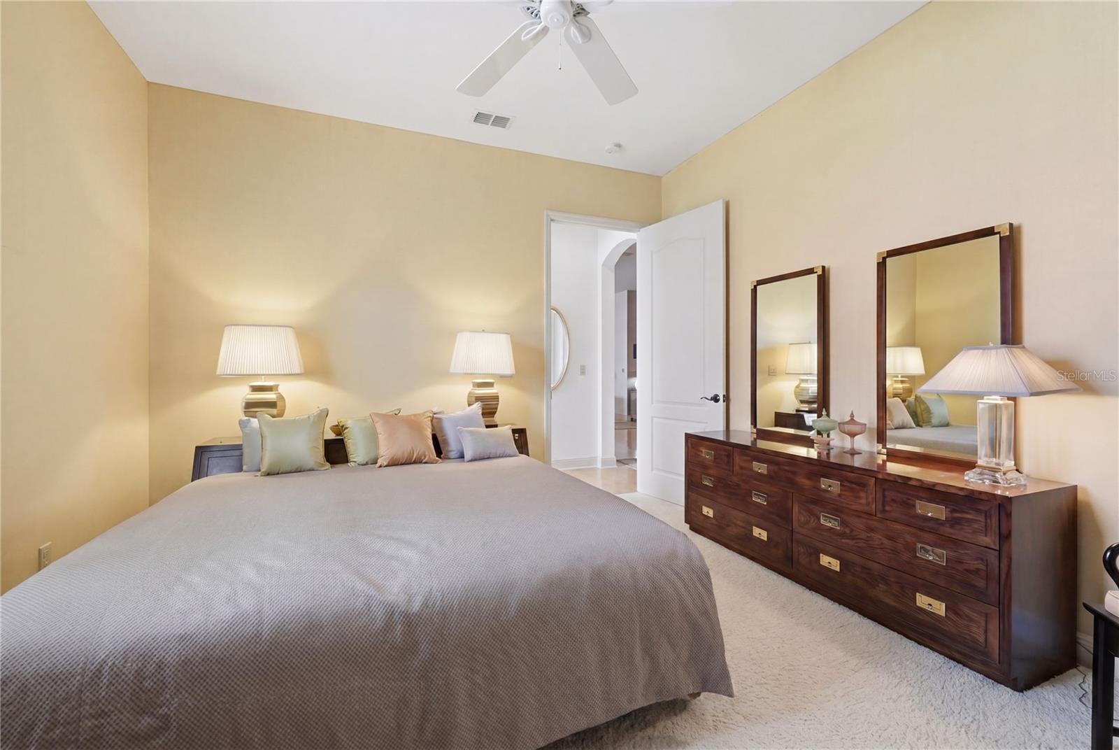 COUNTRY CLUB VILLAGE PH 02 - Residential