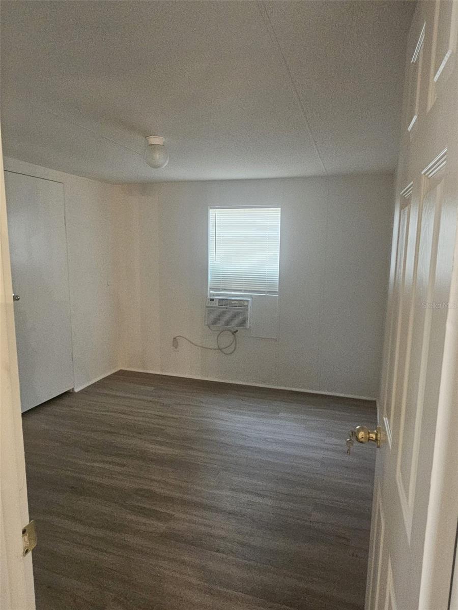 PLEASANT MANOR - Residential