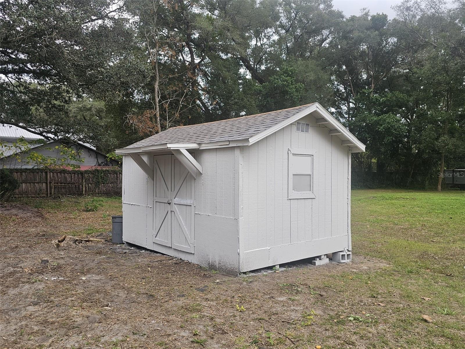 PLEASANT MANOR - Residential