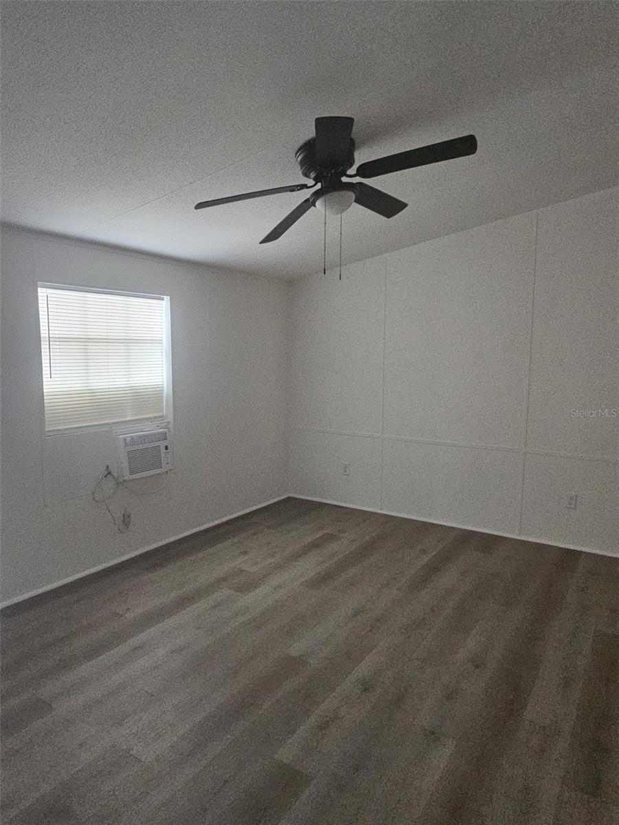 PLEASANT MANOR - Residential