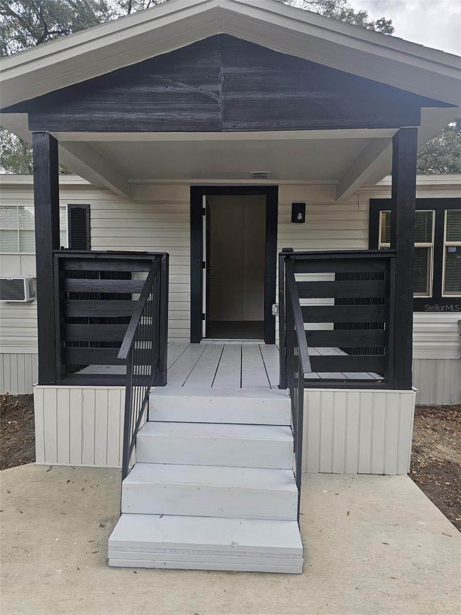 PLEASANT MANOR - Residential