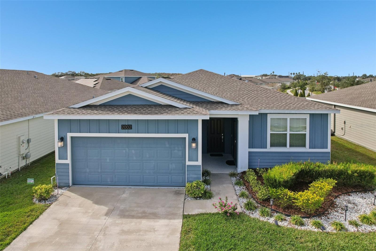 2002 MYRTLE PINE STREET