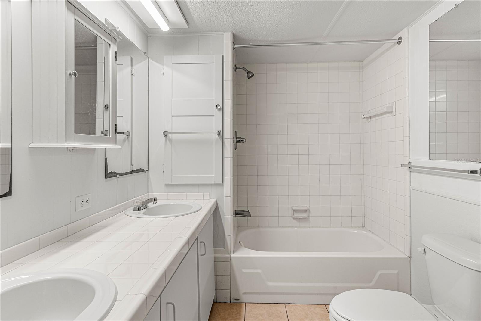 TROPICAL MOBILE HOME VILLAGE - Residential