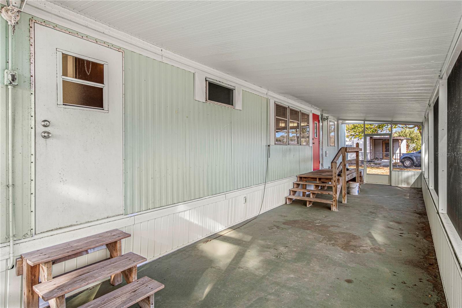 TROPICAL MOBILE HOME VILLAGE - Residential