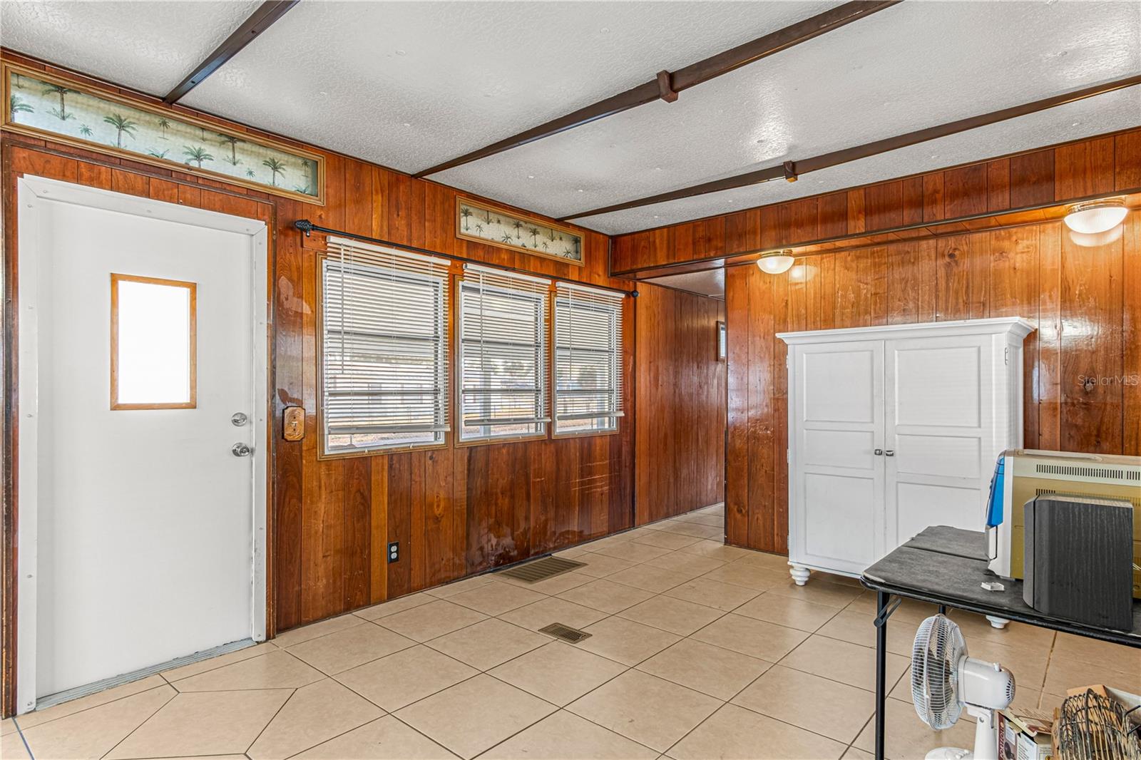 TROPICAL MOBILE HOME VILLAGE - Residential