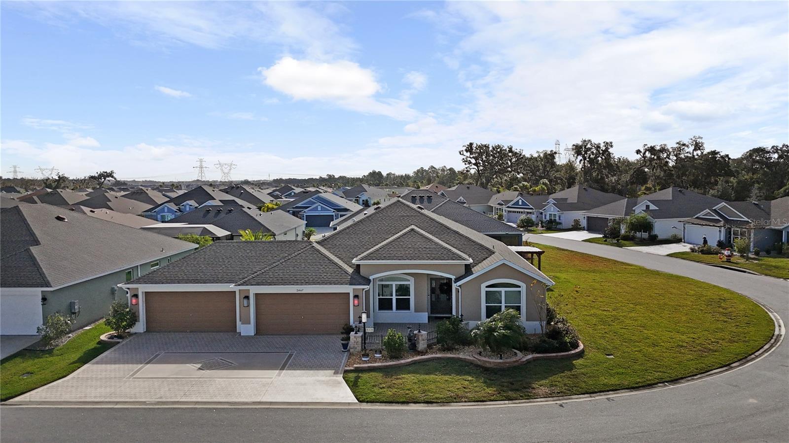 VILLAGES/SOUTHERN OAKS UN #99 - Residential