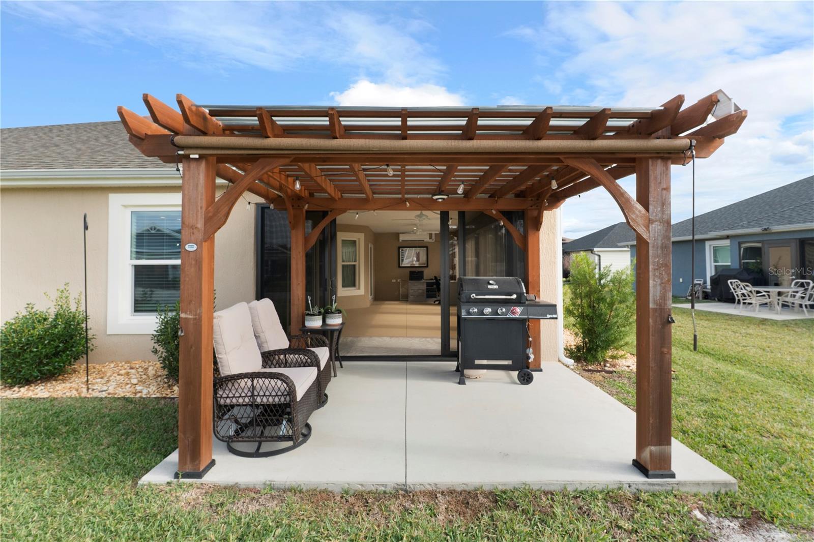 VILLAGES/SOUTHERN OAKS UN #99 - Residential