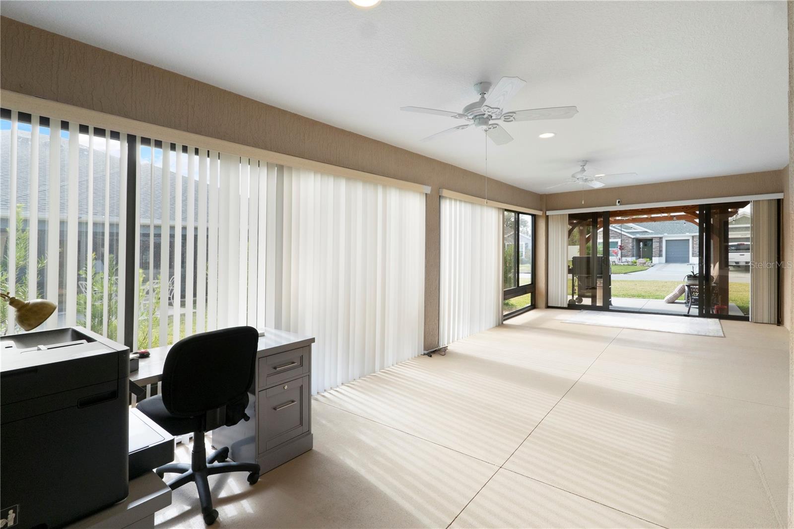 VILLAGES/SOUTHERN OAKS UN #99 - Residential