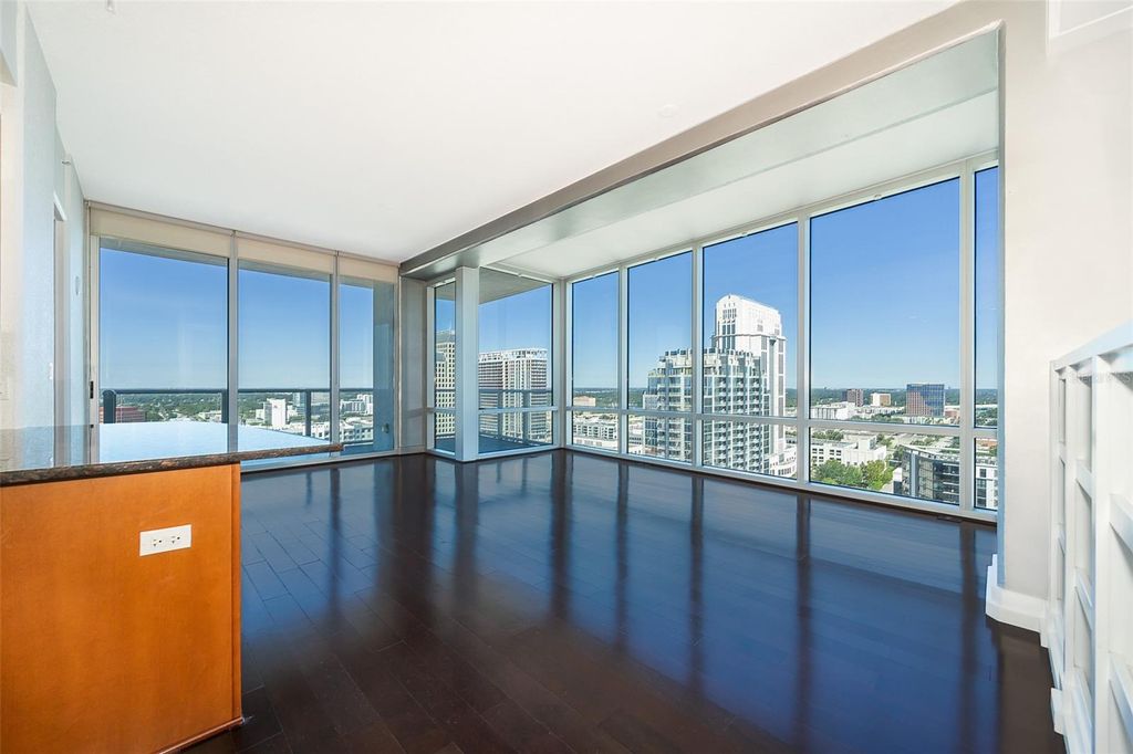 Photo of 150 E Robinson Street #2112, Orlando, FL 32801 (MLS # O6395762)