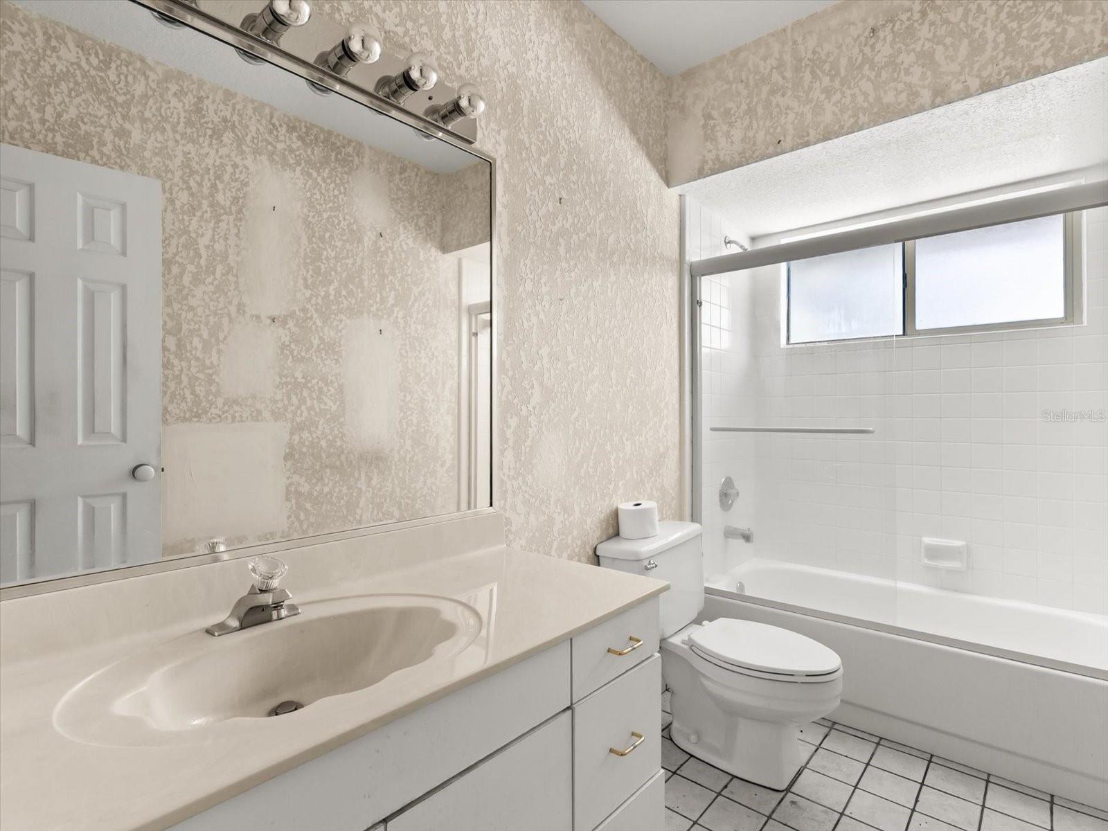 BAY HILL SEC 11 - Residential