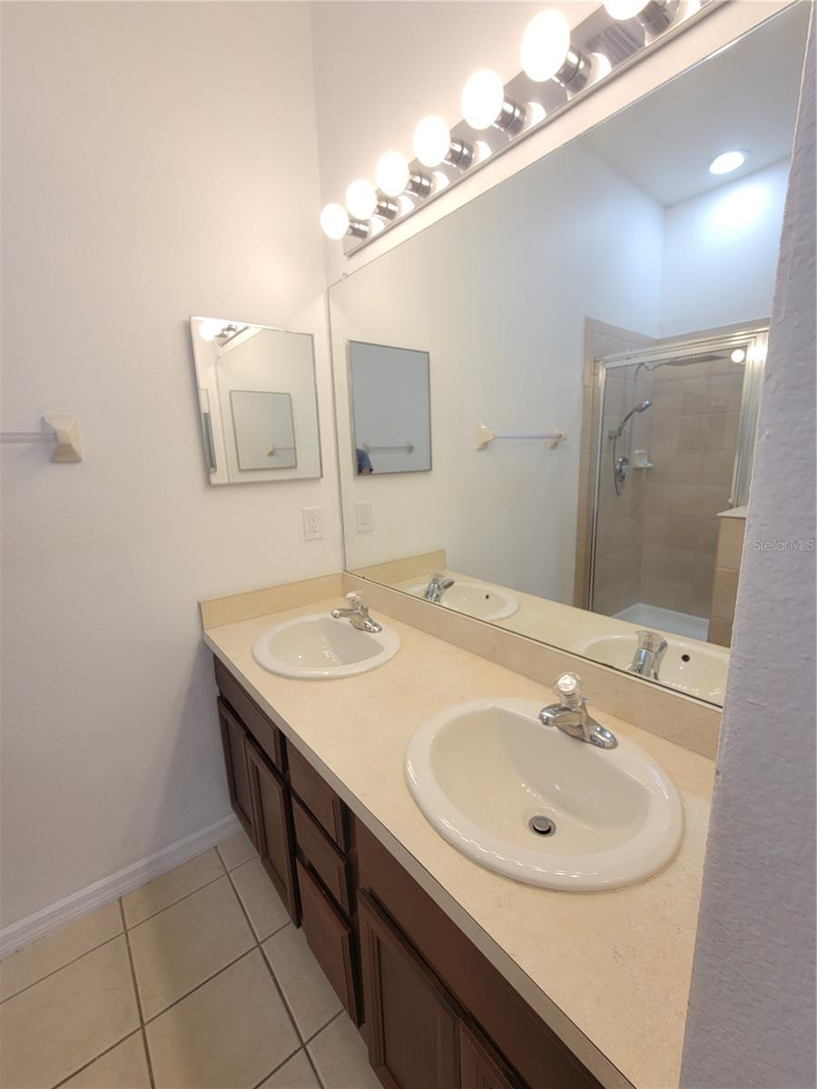 SAWGRASS VILLAGE - Residential