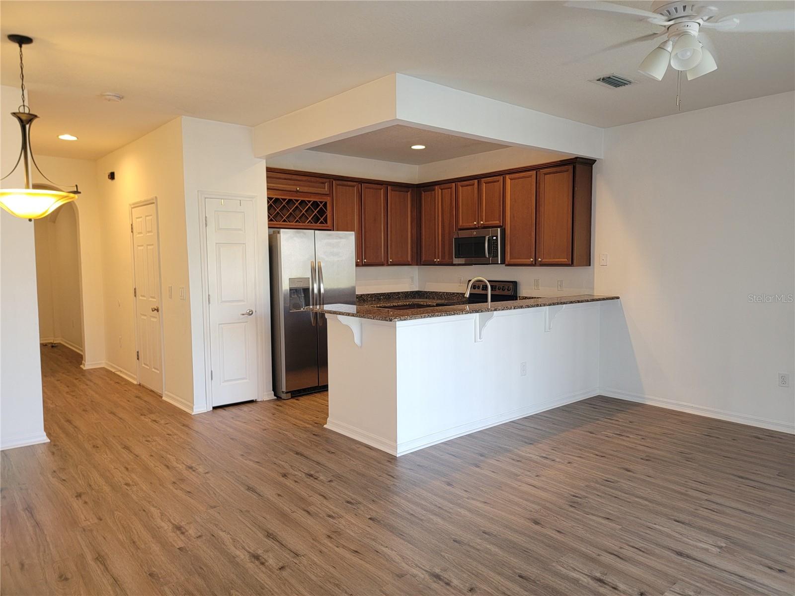 SAWGRASS VILLAGE - Residential