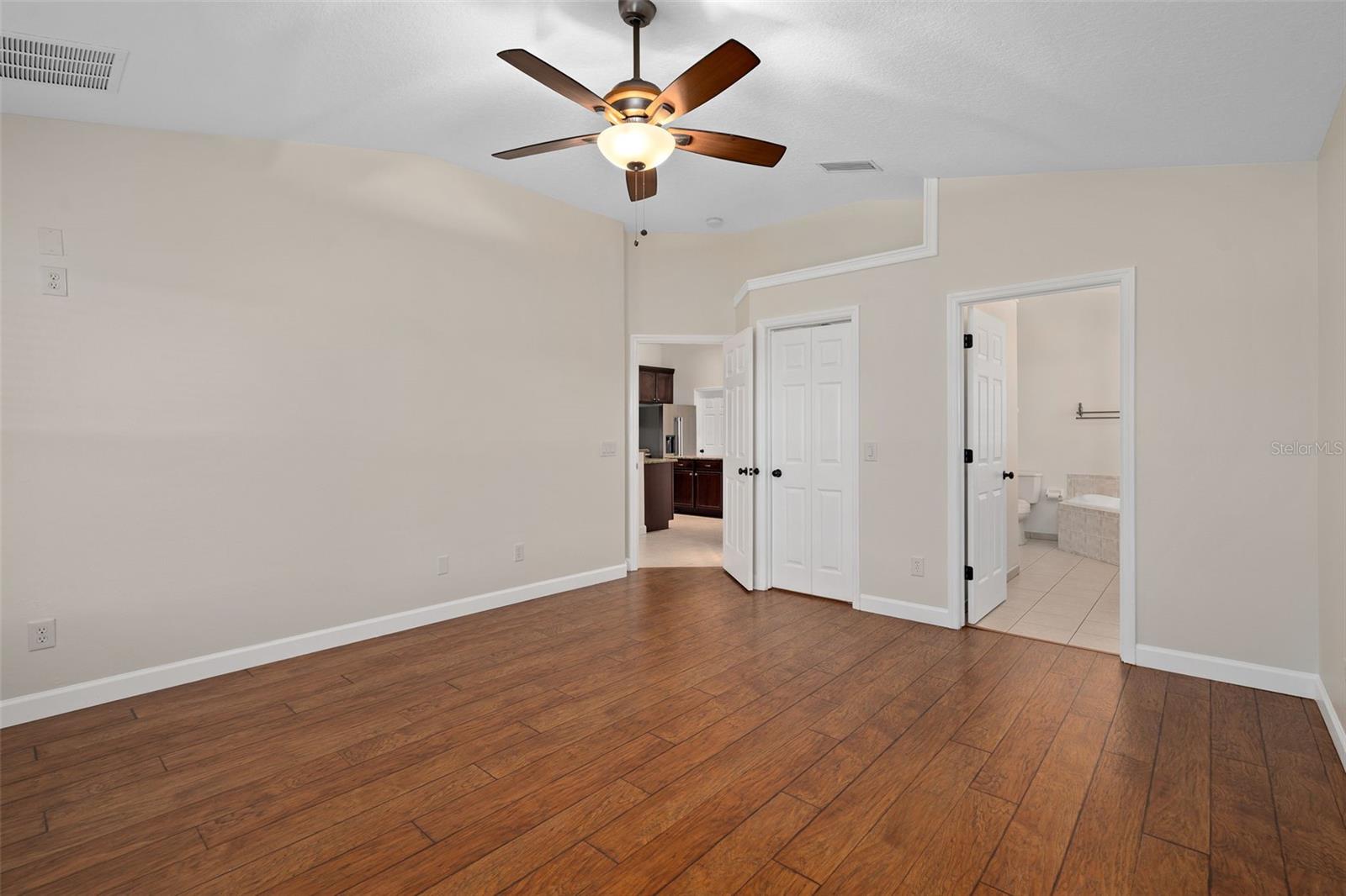 FAIRWAYS AT MT PLYMOUTH PH 03 LT 115 PB 04 - Residential