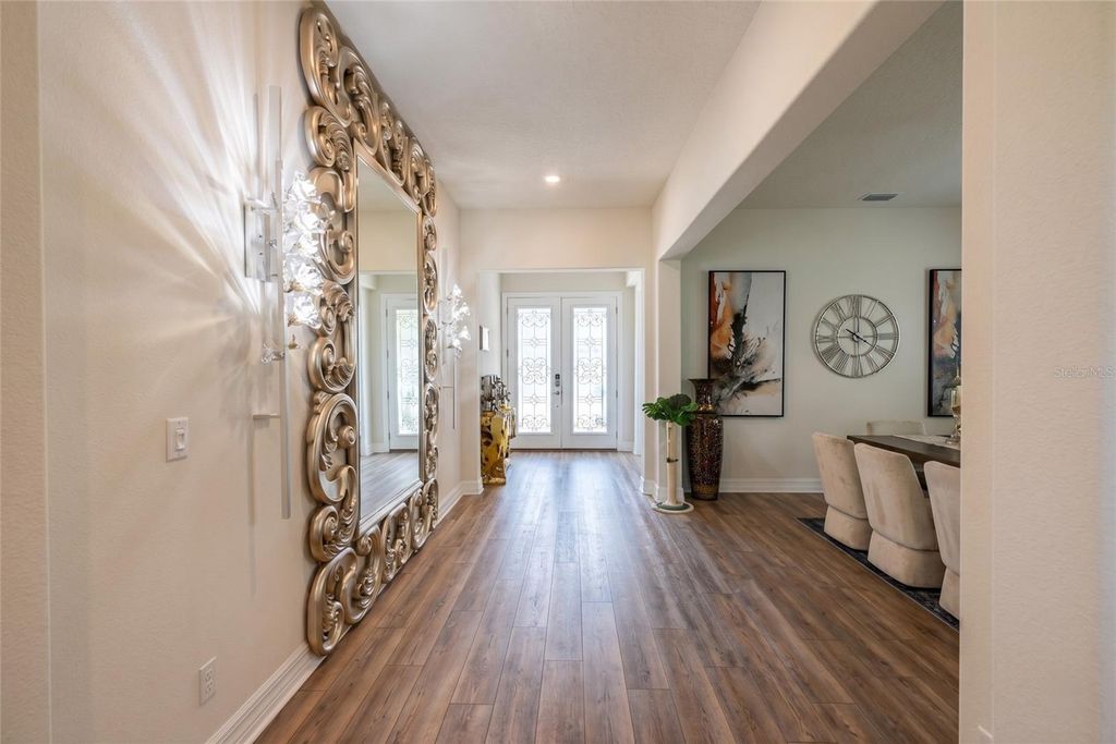 Photo of 8059 Leaf Grove Circle, Orlando, FL 32836 (MLS # O6401229)