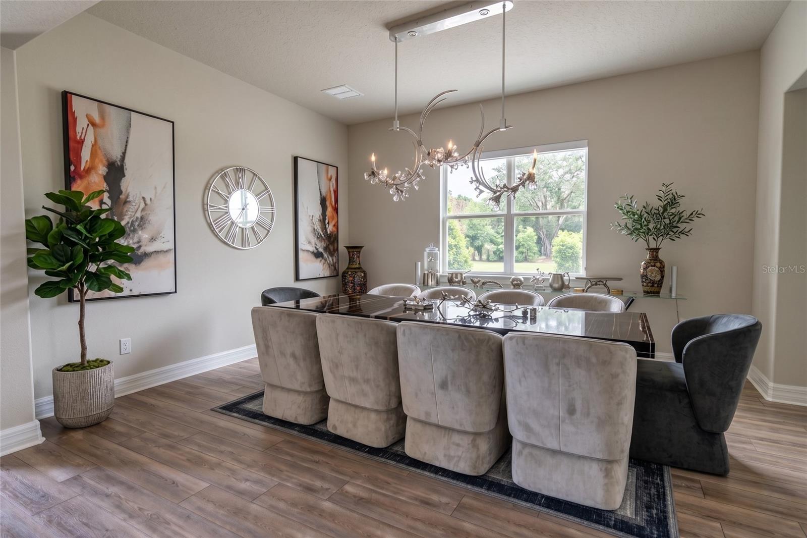 8059 LEAF GROVE CIRCLE