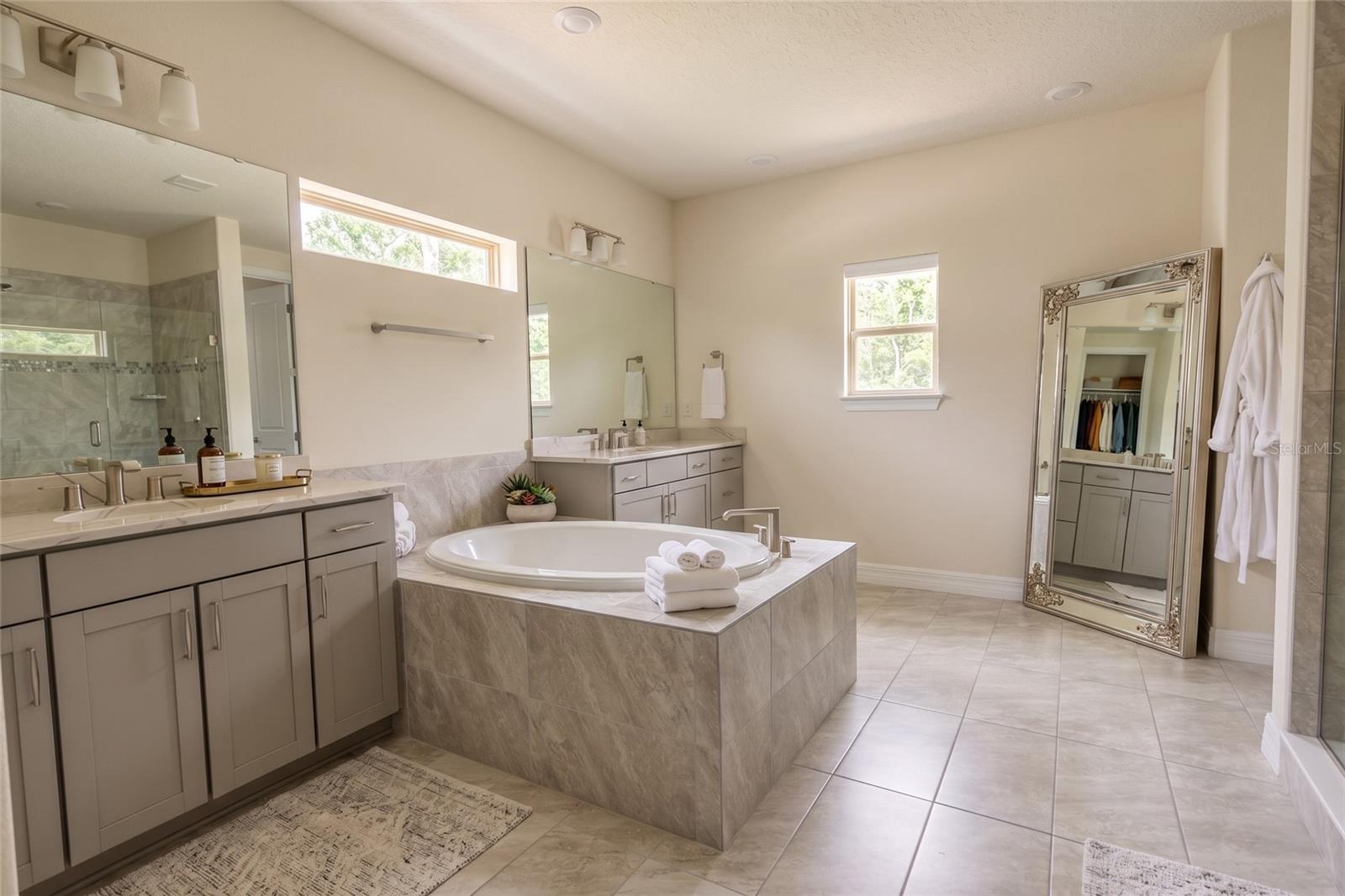 PHILLIPS GROVE TR J REP - Residential