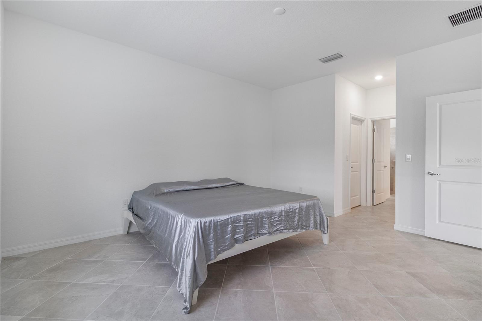 ANTIGUA/WELLEN PARK - Residential