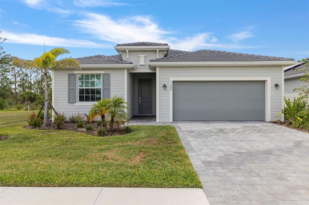 Photo of 11088 Pinot Drive, Venice, FL 34293 (MLS # C7518692)