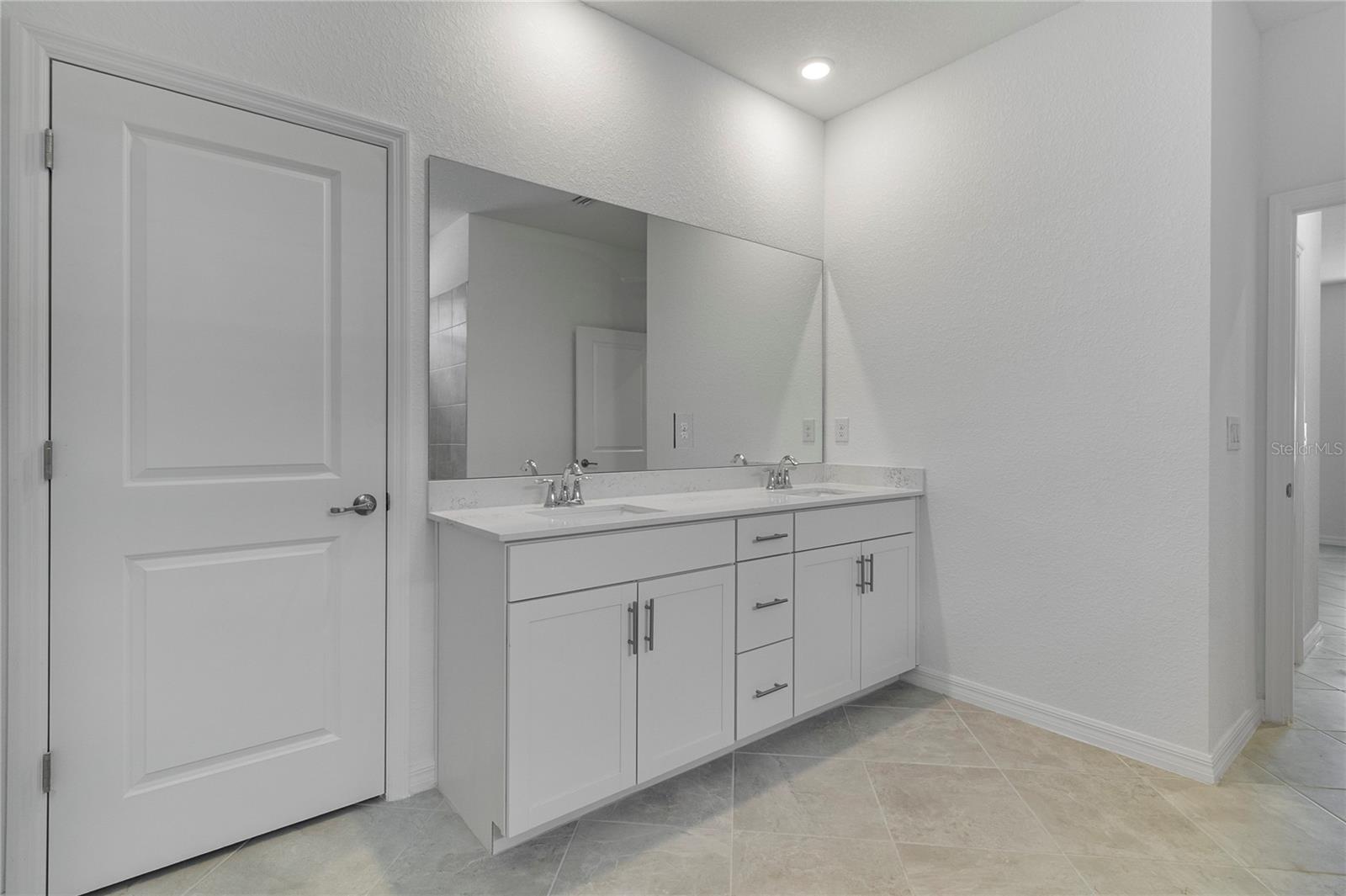 ANTIGUA/WELLEN PARK - Residential