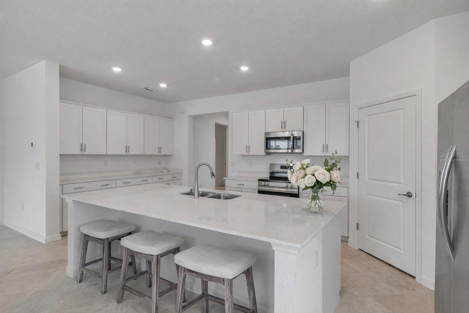 ANTIGUA/WELLEN PARK - Residential