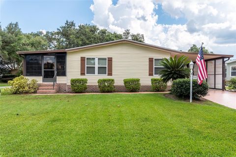 Photo of 25527 Belle Helene, Leesburg, FL 34748 (MLS # G5106620)